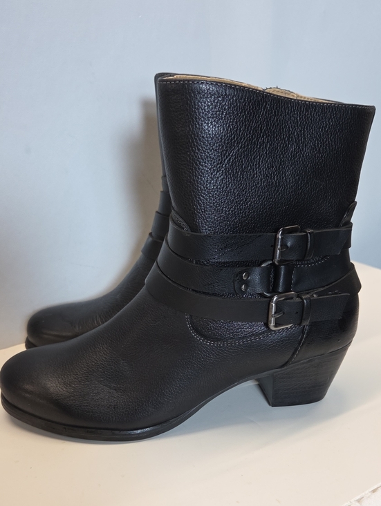 Naturalizer Shoes - Naturalizer Black Leather Ankle Booties with Buckle Straps Size 8.5W